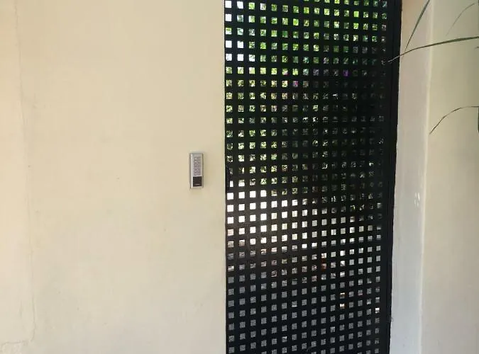 Coqueto A Menos De Un Minuto De La Playa *