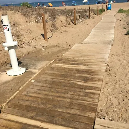 Coqueto A Menos De Un Minuto De La Playa *