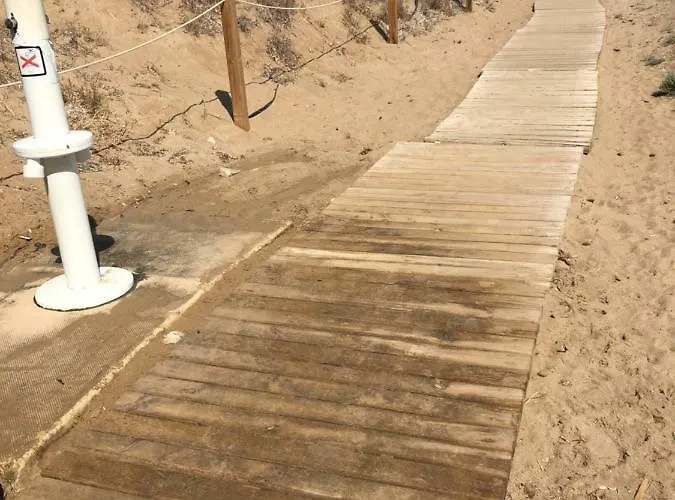 Coqueto A Menos De Un Minuto De La Playa *